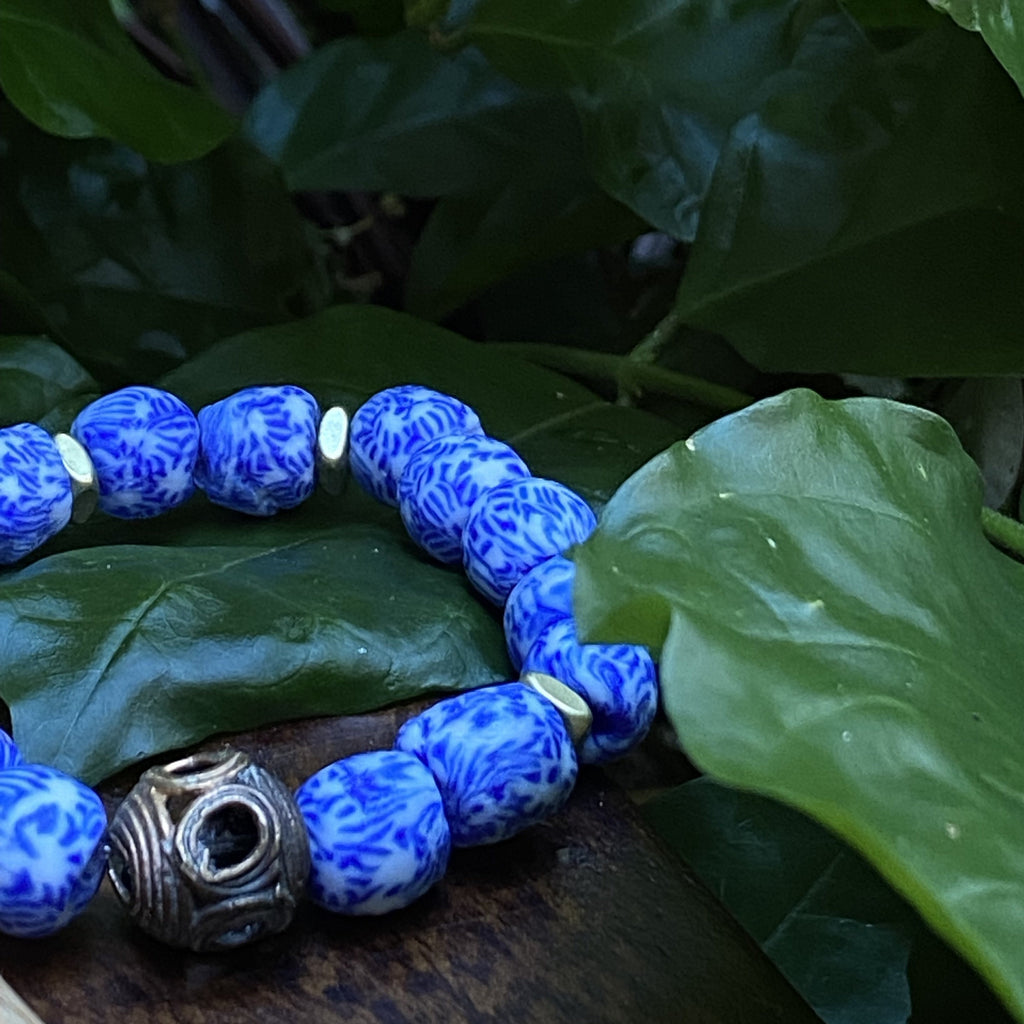 Recycled Glass Bracelet "Donna" Blue & White Limited Edition